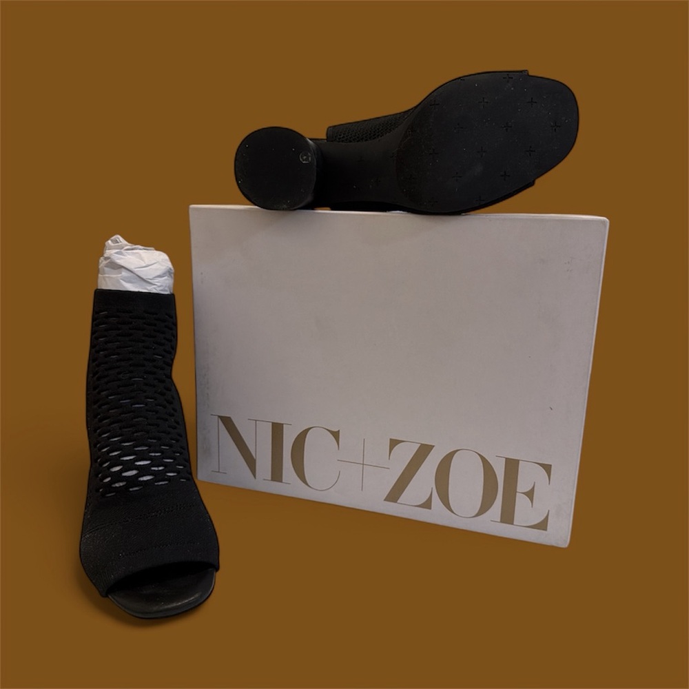 NIC+ZOE Women's Black slip on open toe booties